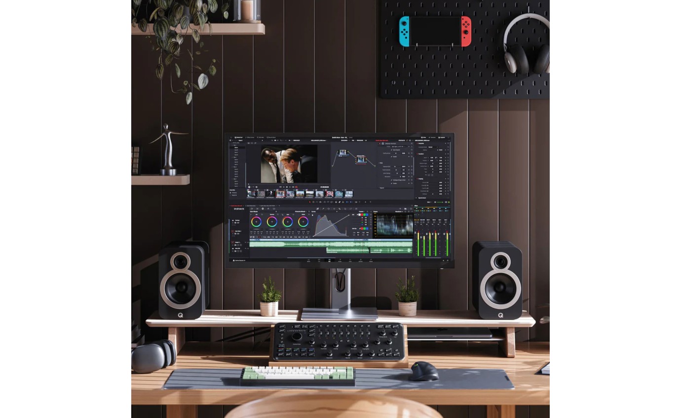 ALOGIC 32 inch Clarity Max Rotating 4K Monitor with USB-C Power Delivery 32C4KPD