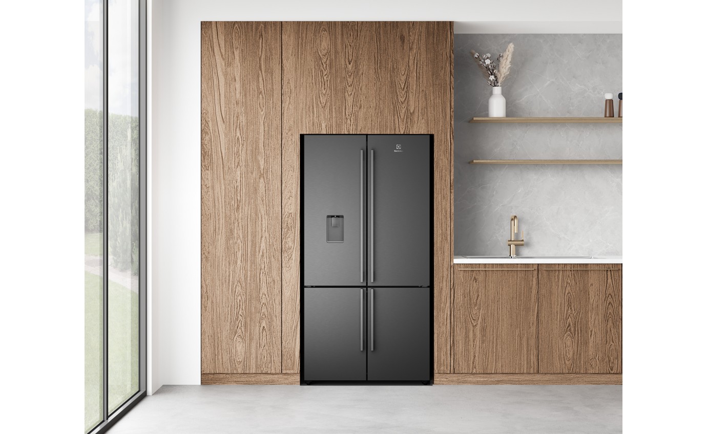 Electrolux 562L French Door Fridge (Dark Stainless) EQE5657BA