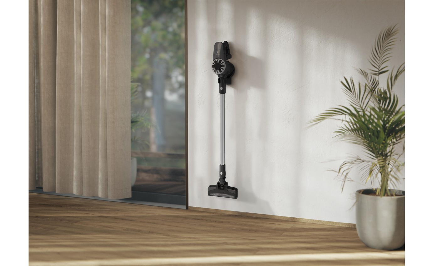 Electrolux UltimateHome 300 Handstick Vacuum 21.6V EFP31315