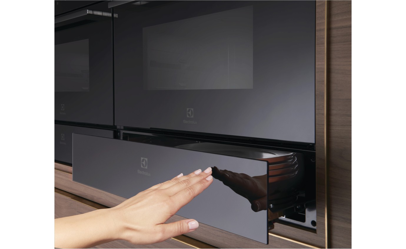 Electrolux 14cm Built-in Warming Drawer to Suit 500 & 600 Series 60cm Built-in Ovens EWD1406DF