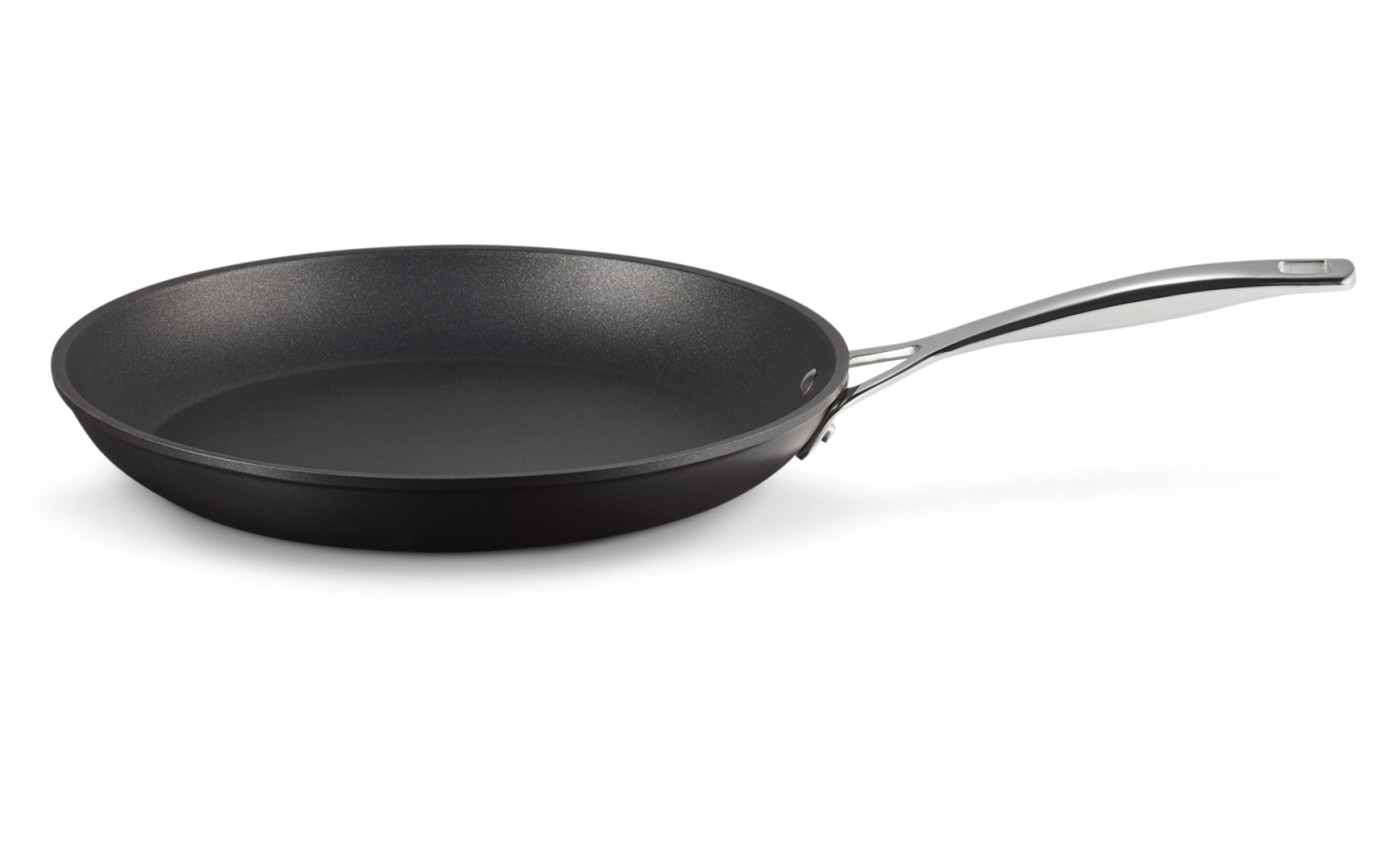 Le Creuset 30cm Shallow Frying Pan 51112300010002