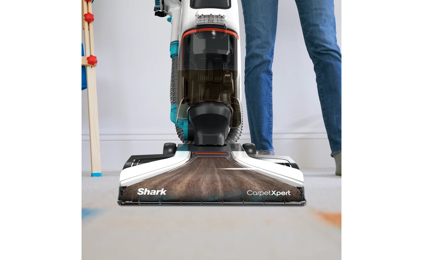 Shark CarpetXpert™ Deep Carpet Cleaner with Built-In StainStriker™ EX200