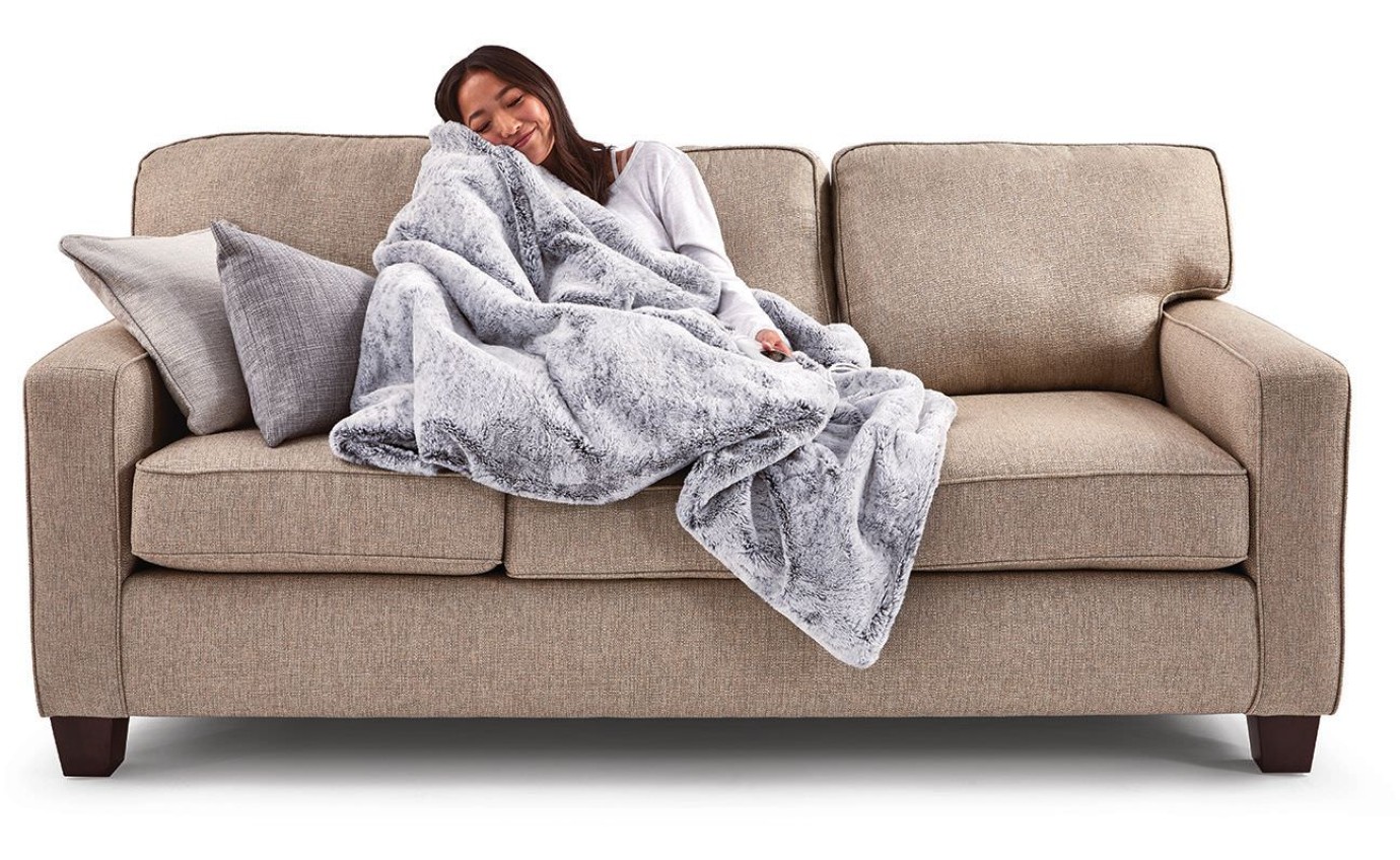 Sunbeam Feel Perfect Faux Fur Heated Throw TRF4300