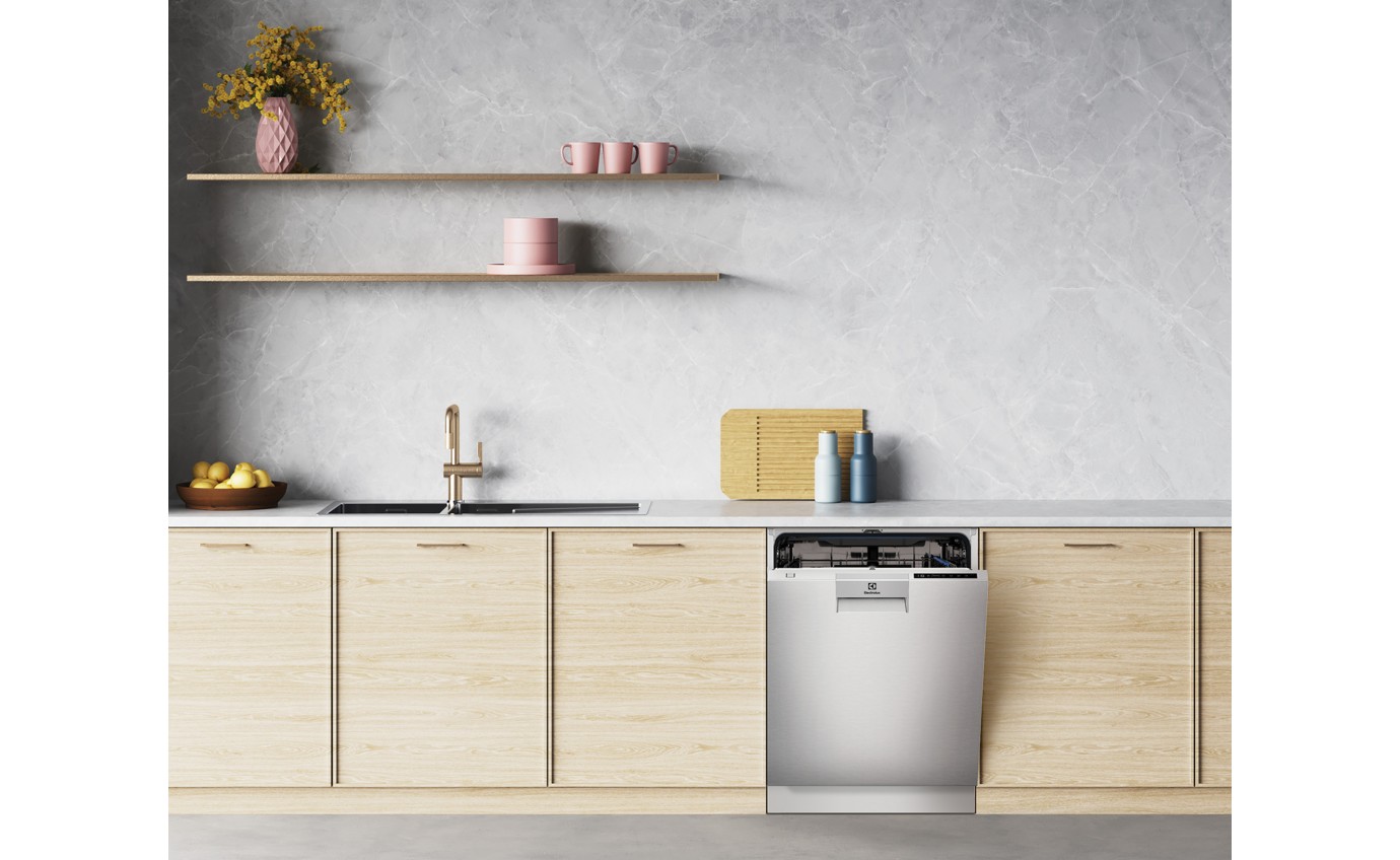 Electrolux 60cm Built Under Dishwasher with ComfortLift