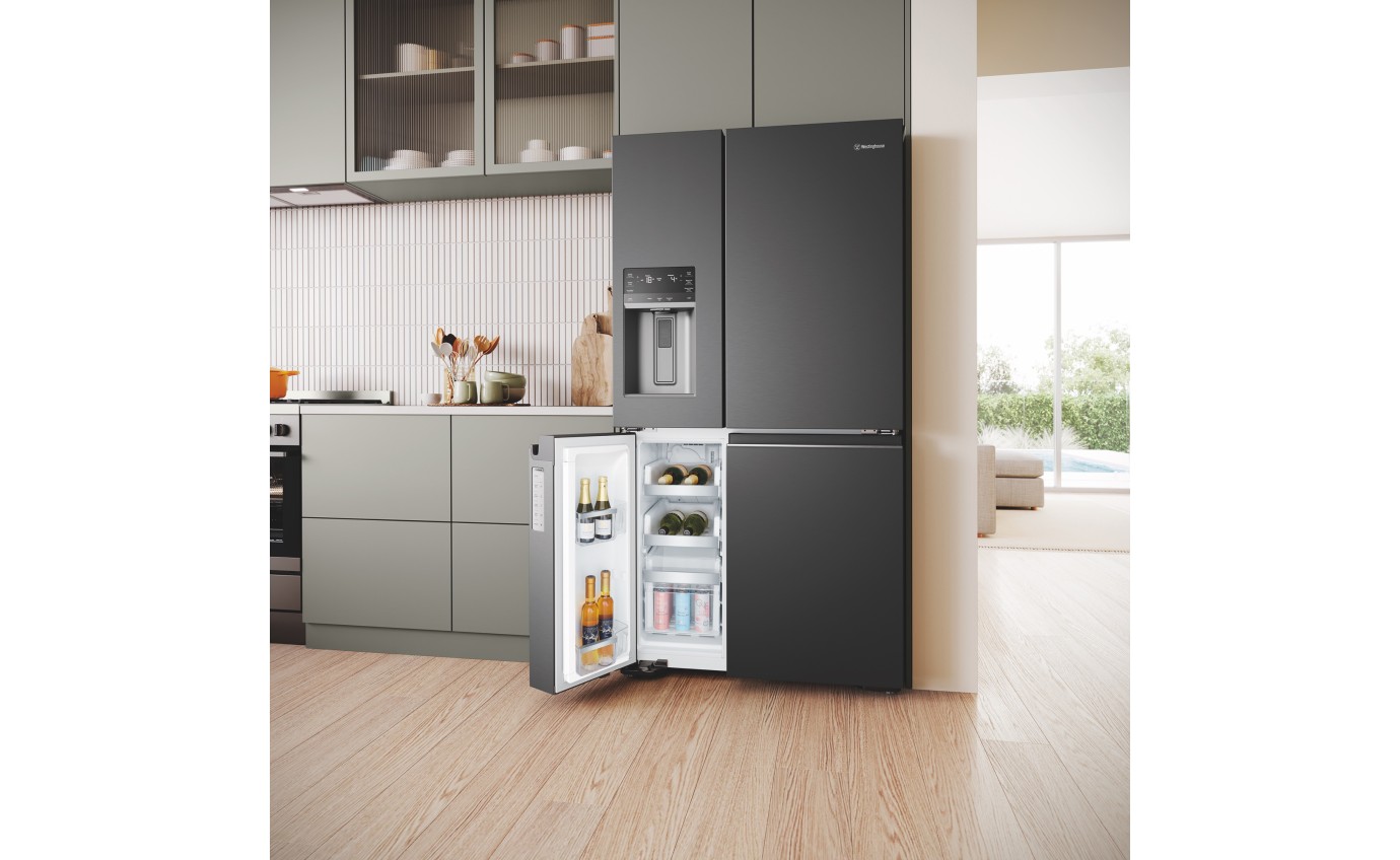 Westinghouse 609L Quad Door Fridge (Matte Black) WQE6170BB