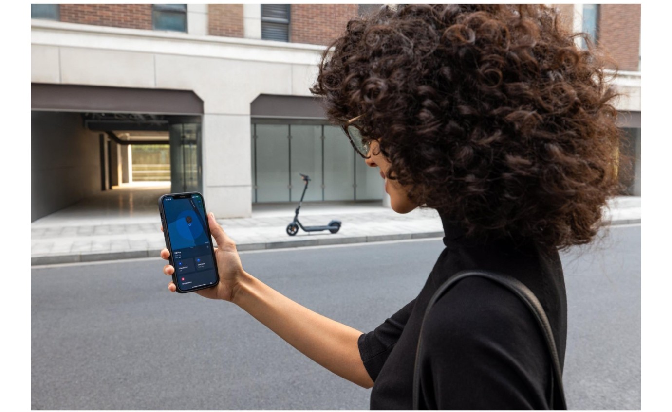 Segway-Ninebot E2 Pro KickScooter SEGWE2PRO