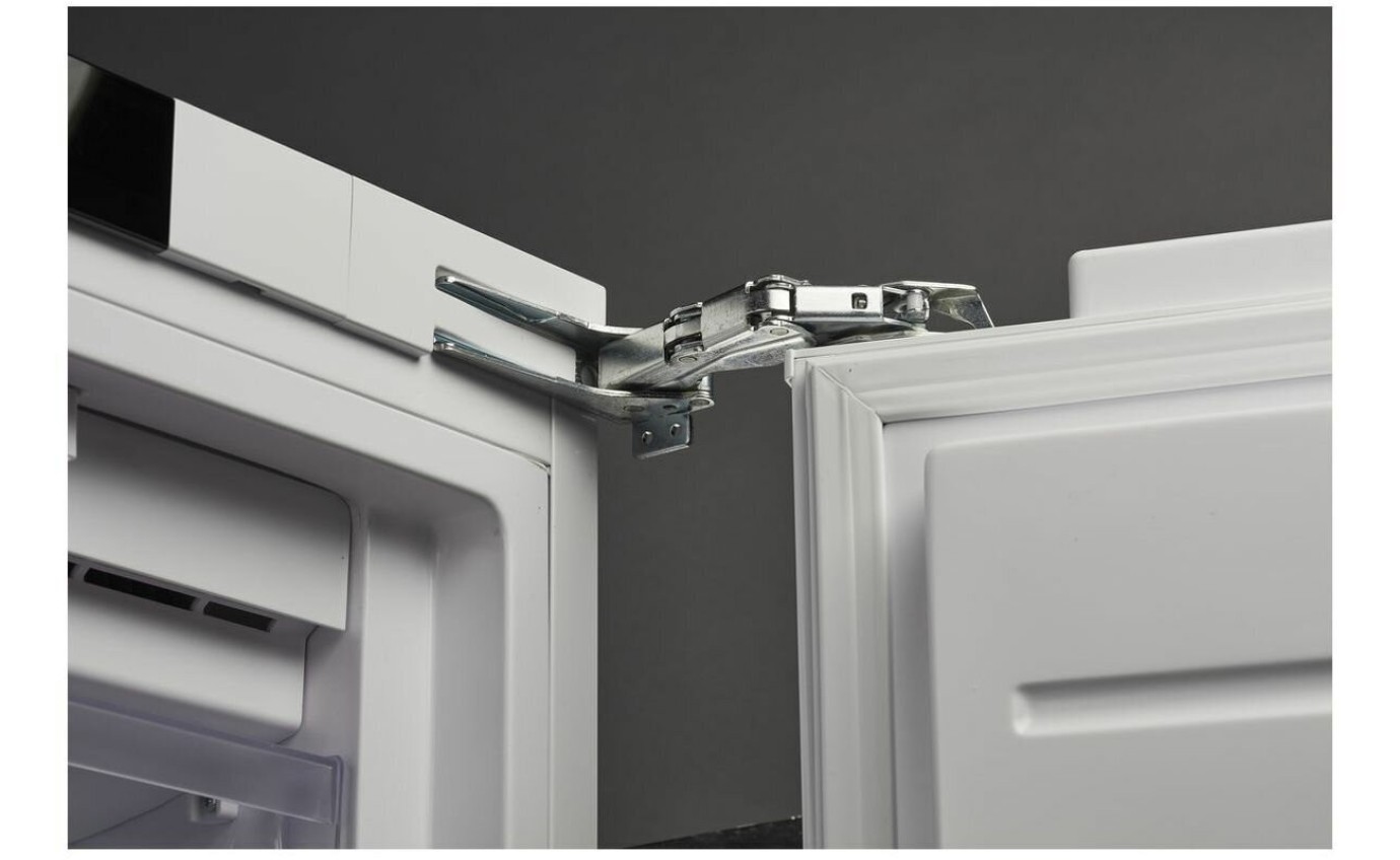 Smeg 204L Universale Integrated Single Door Freezer SABI221FF