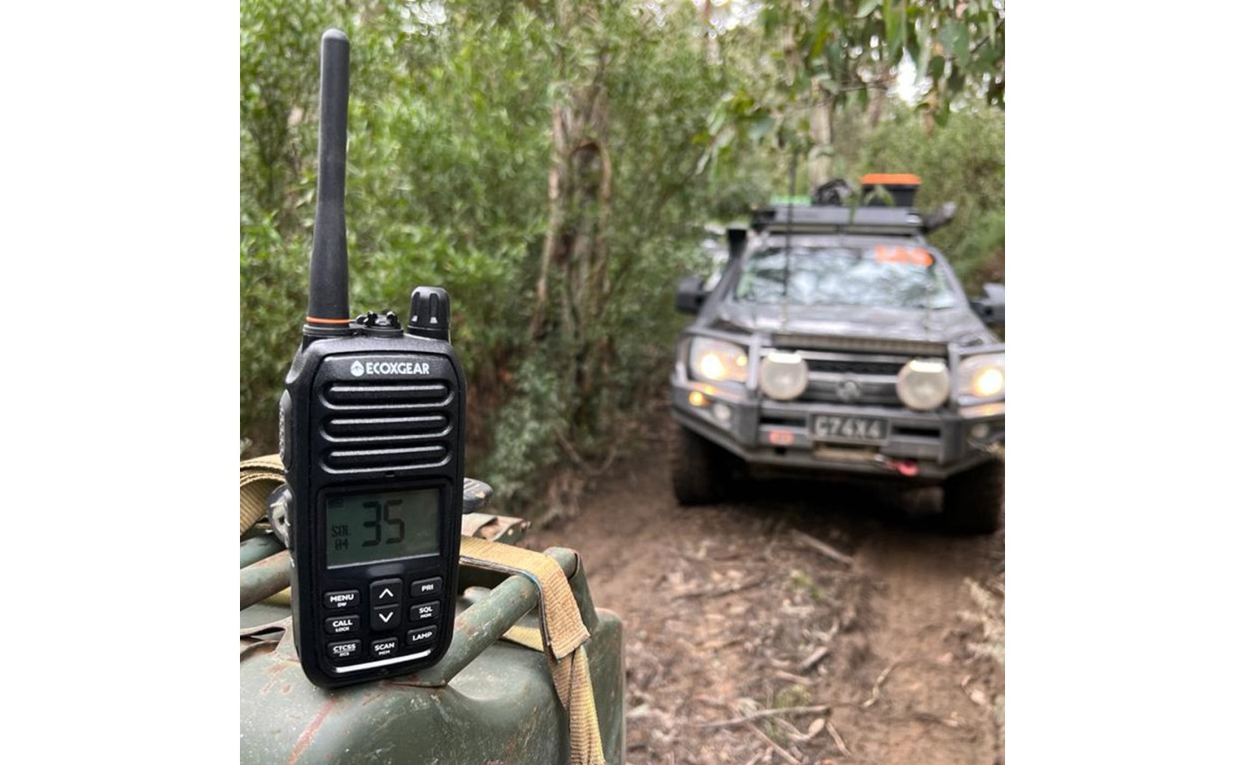 ECOXGEAR ECOXTALK EXG500 5W 17km IP67 Handheld UHF Radio (Twin Pack) EXG5002PK