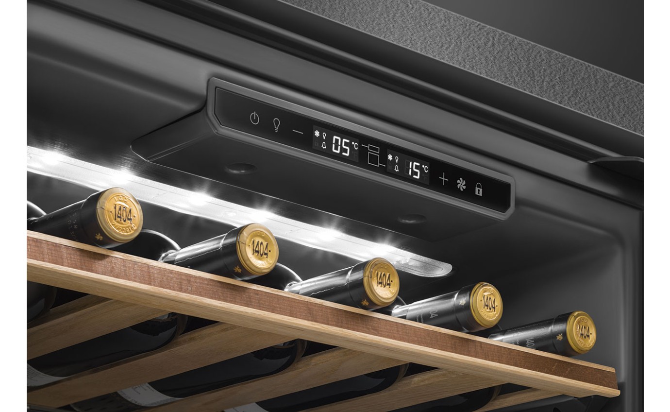 Smeg 82cm Dolce Stil Novo Built-In Wine Cooler (Black) CVI638RN3