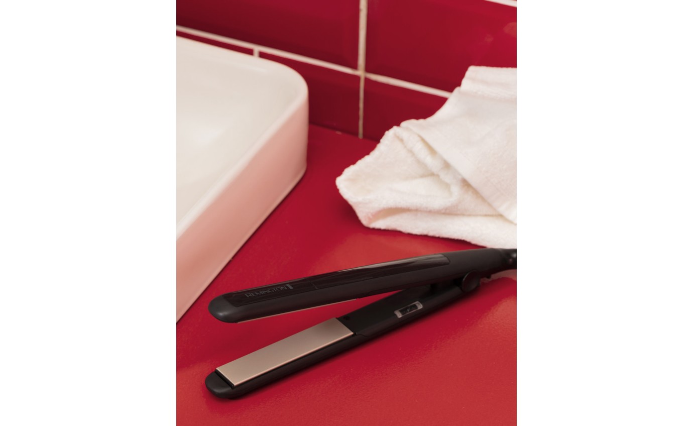 Remington Ceramic Straight 215 Hair Straightener S1370AU
