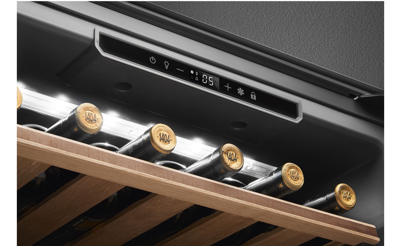 Smeg 45cm Linea Compact Wine Cellar (Midnight Black) CVI121B3