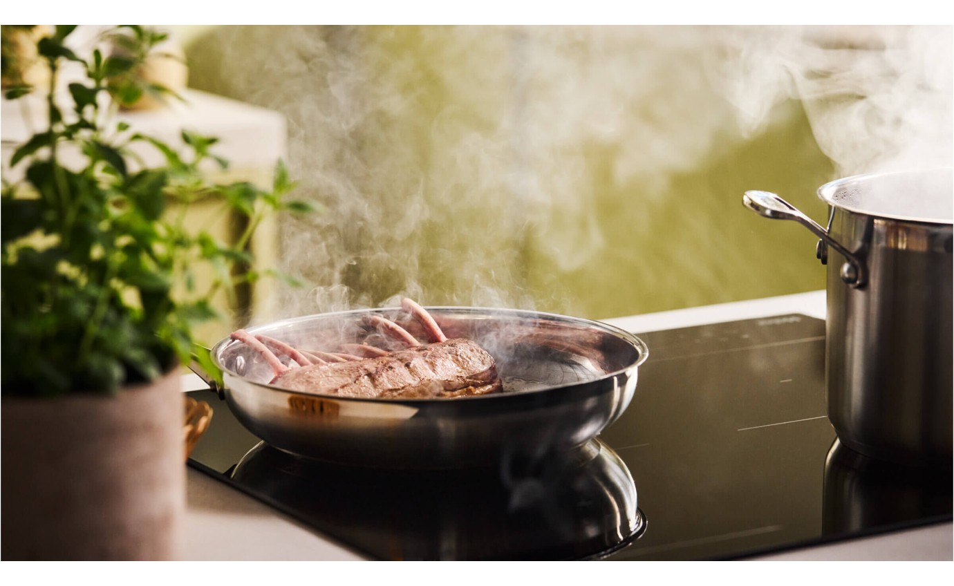 Haier 90cm 600 Series Box Chimney Wall Rangehood (Black) HC90BMB2