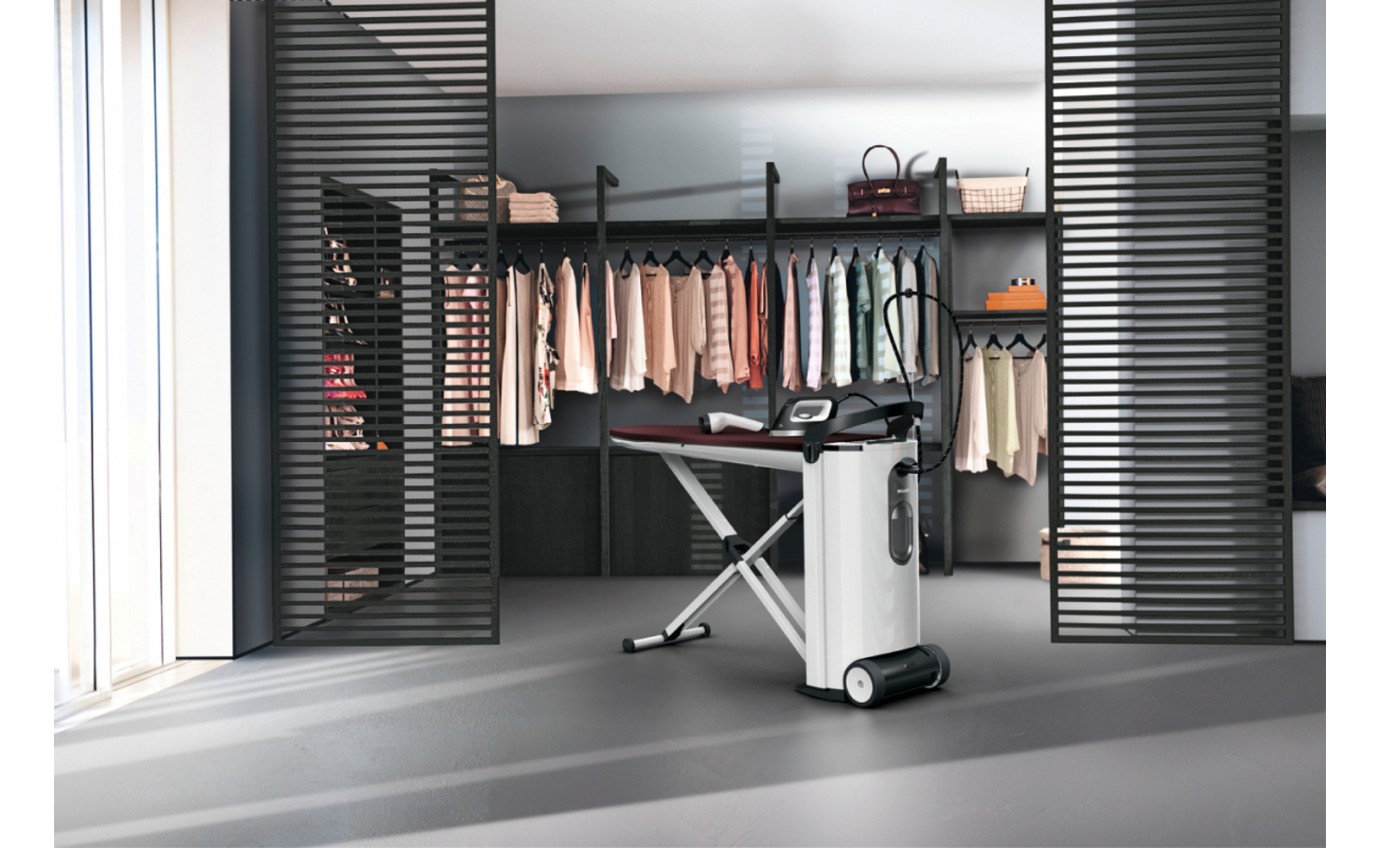 Miele FashionMaster Steam Ironing System B4847