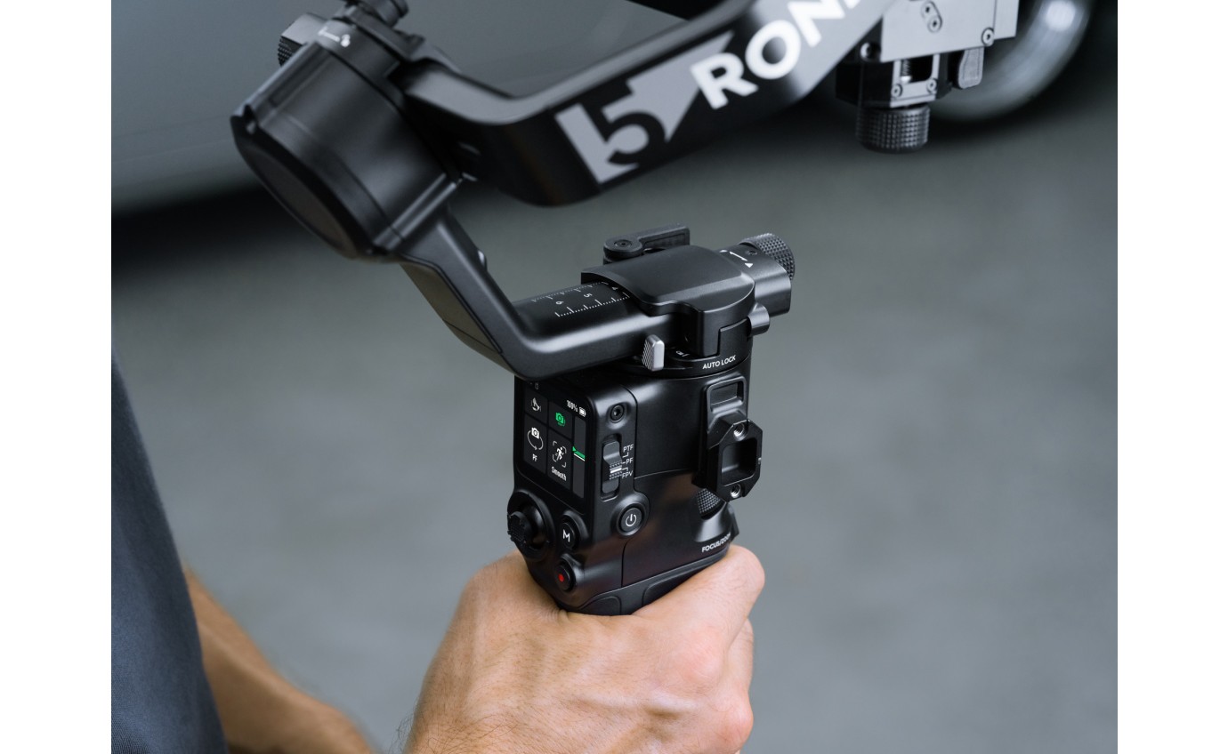 DJI RS 5 Combo CPRN0000049701