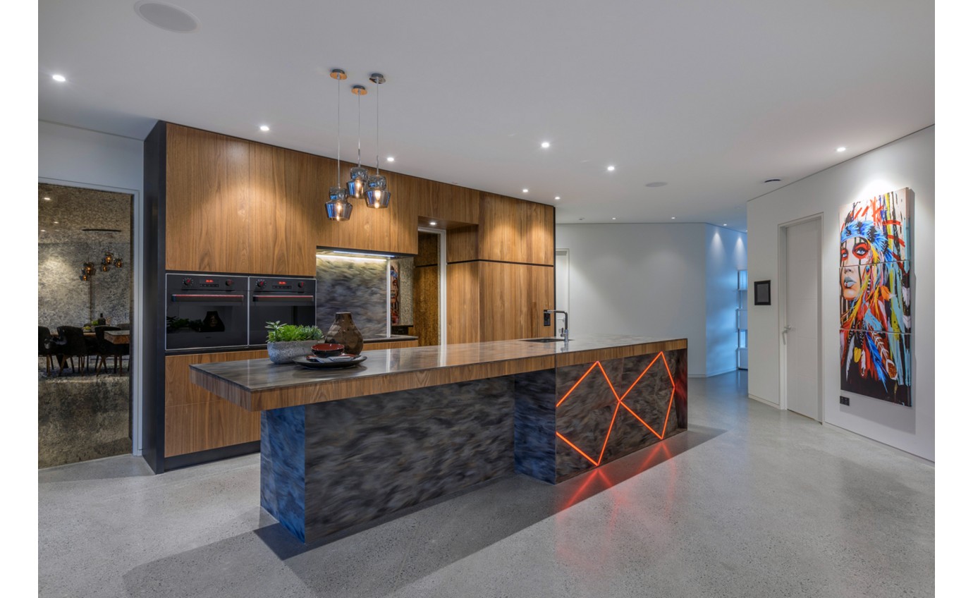 Schweigen 900mm Silent Glass Undermount Rangehood (Black) KLS9GLASSBLKST