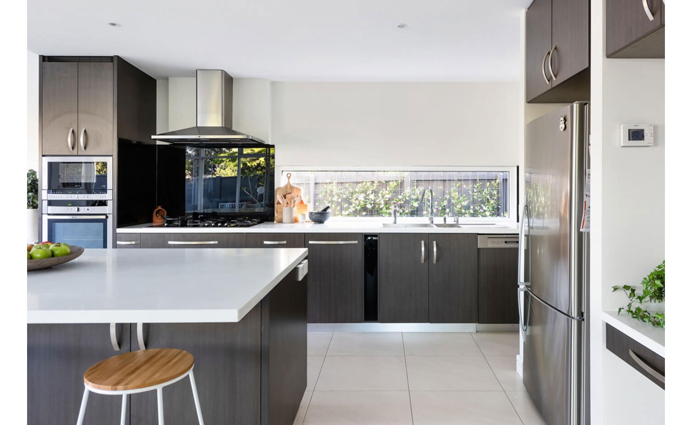 Schweigen Silent Wallmount Rangehood 900mm WM2190ST