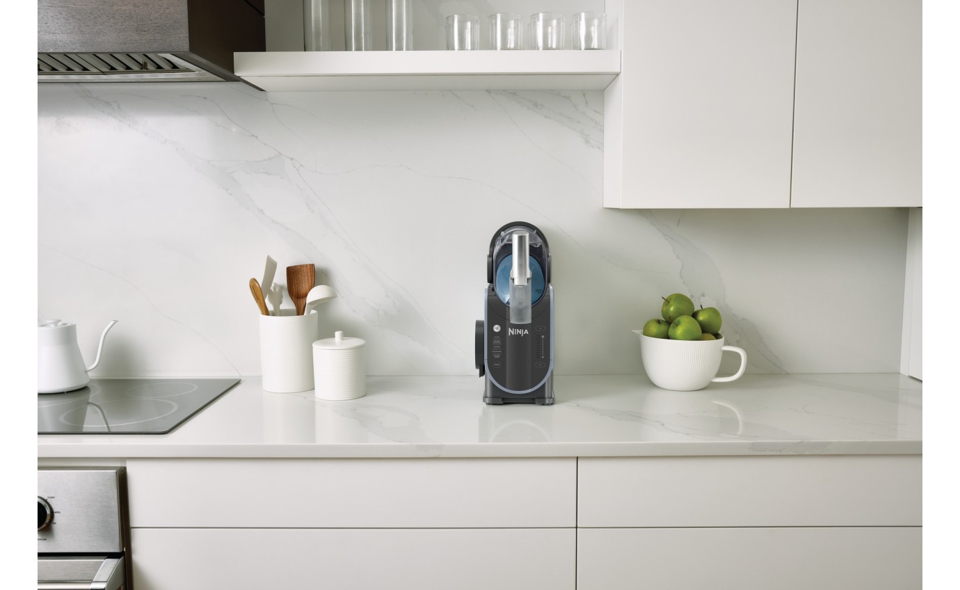 Ninja SLUSHi™ Professional Frozen Drink Maker FS301