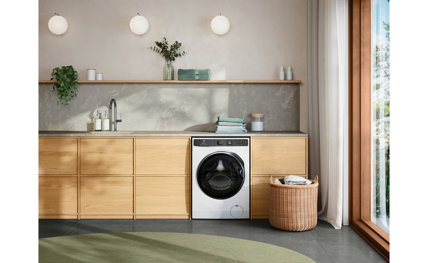Electrolux 12kg/8kg UltimateCare 900 Washer Dryer Combo (White) EWW1242R9WCS