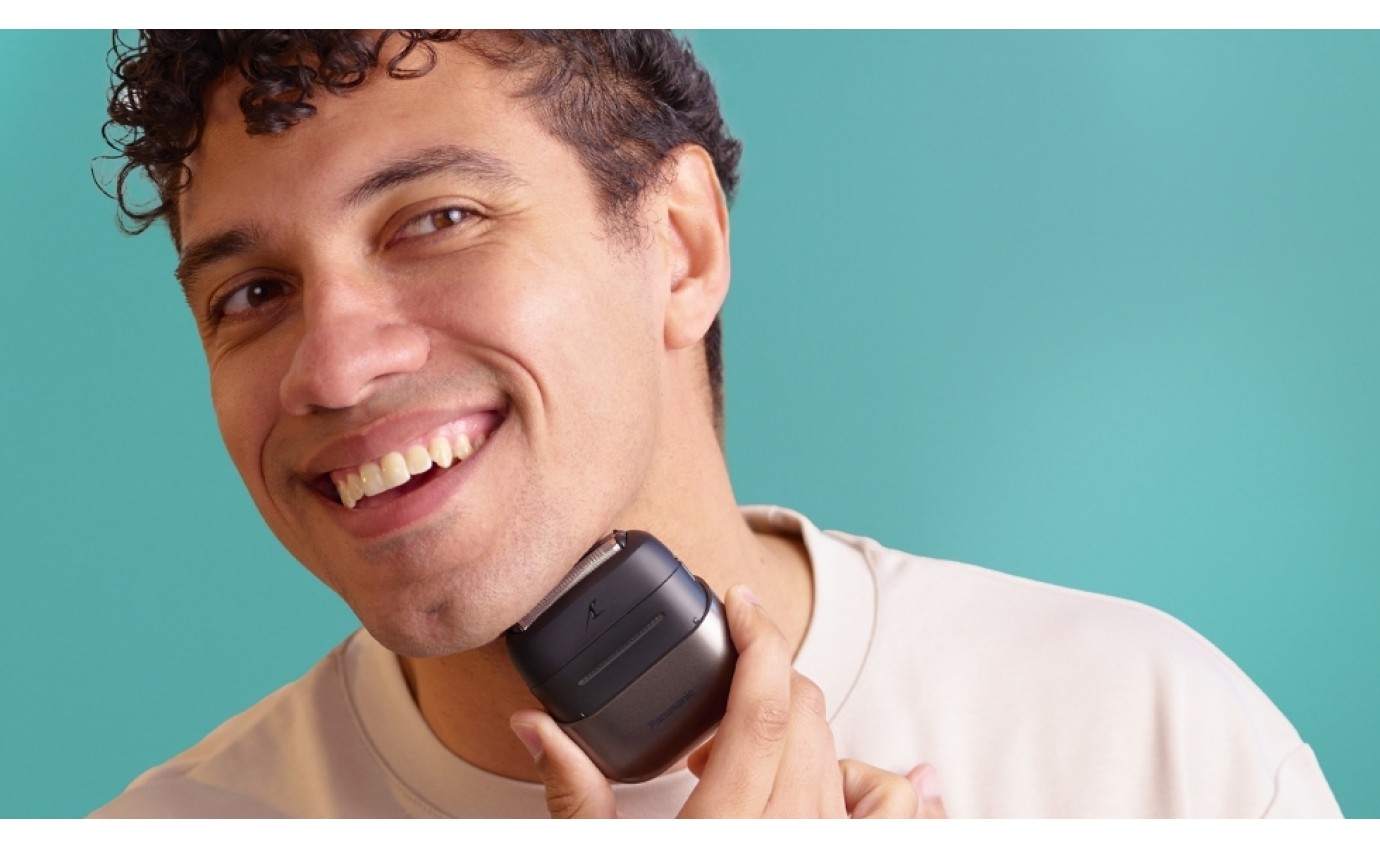 Panasonic Compact 3-Blade Electric Shaver ESCM3AK541