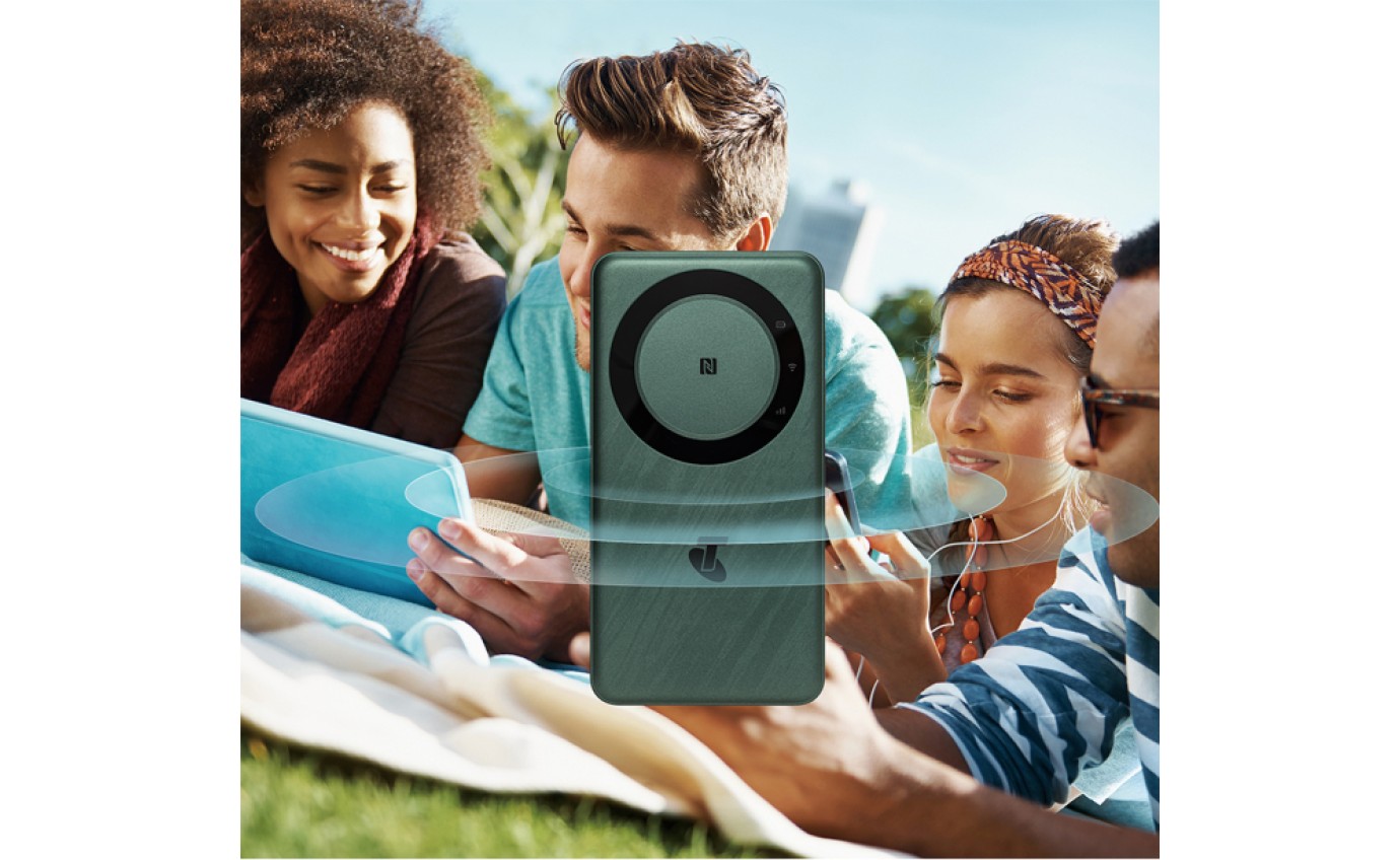 Telstra 5G Wi-Fi Hotspot (Green) TE086