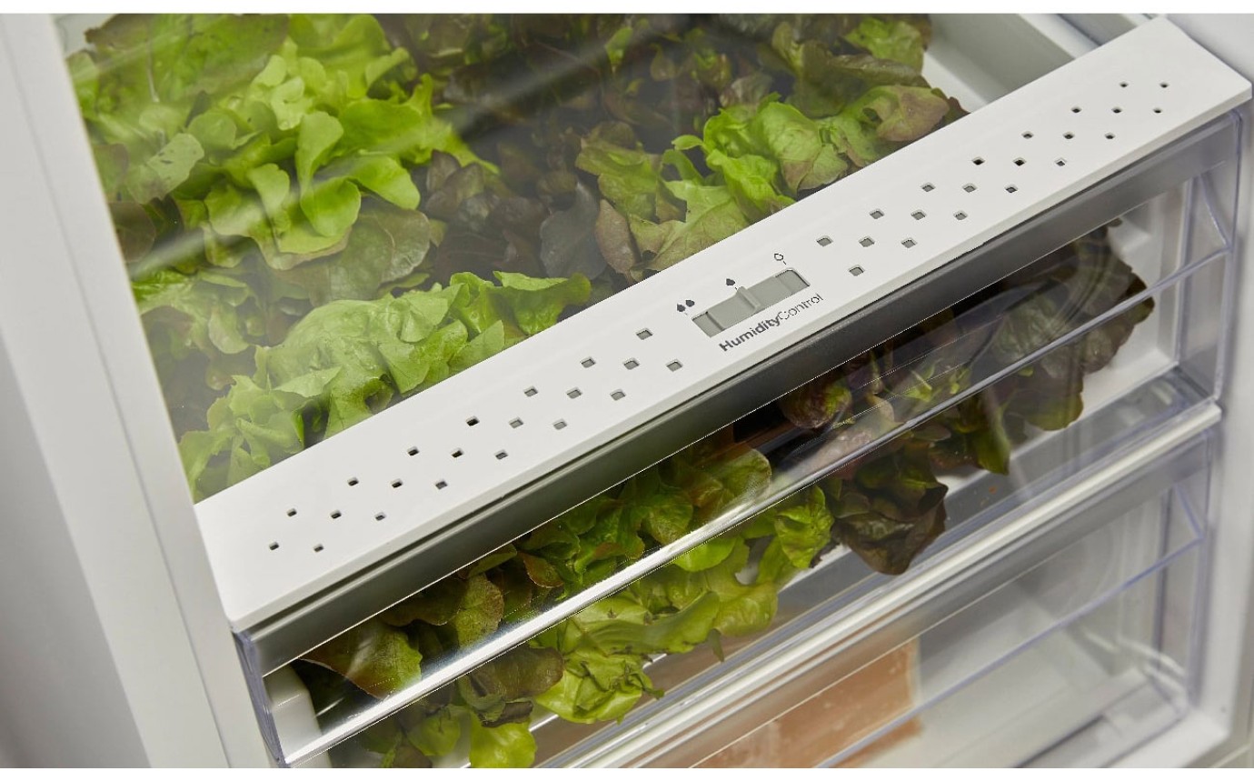 Smeg 294L Universale Integrated Refrigerator SABI303FR