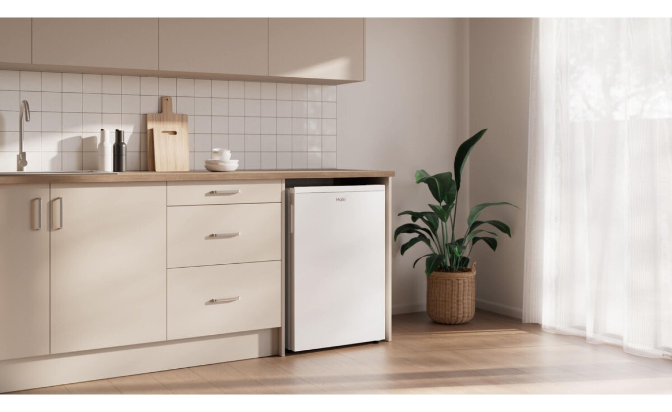 Haier 90L 300 Series Vertical Freezer (White) HVF90VW