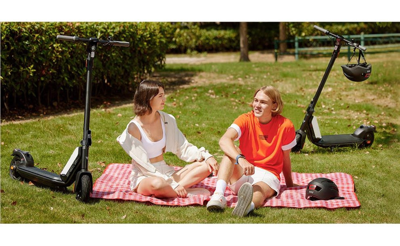 NIU KQi1 Pro Electric Kick Scooter (Grey) KQI1PROGRY