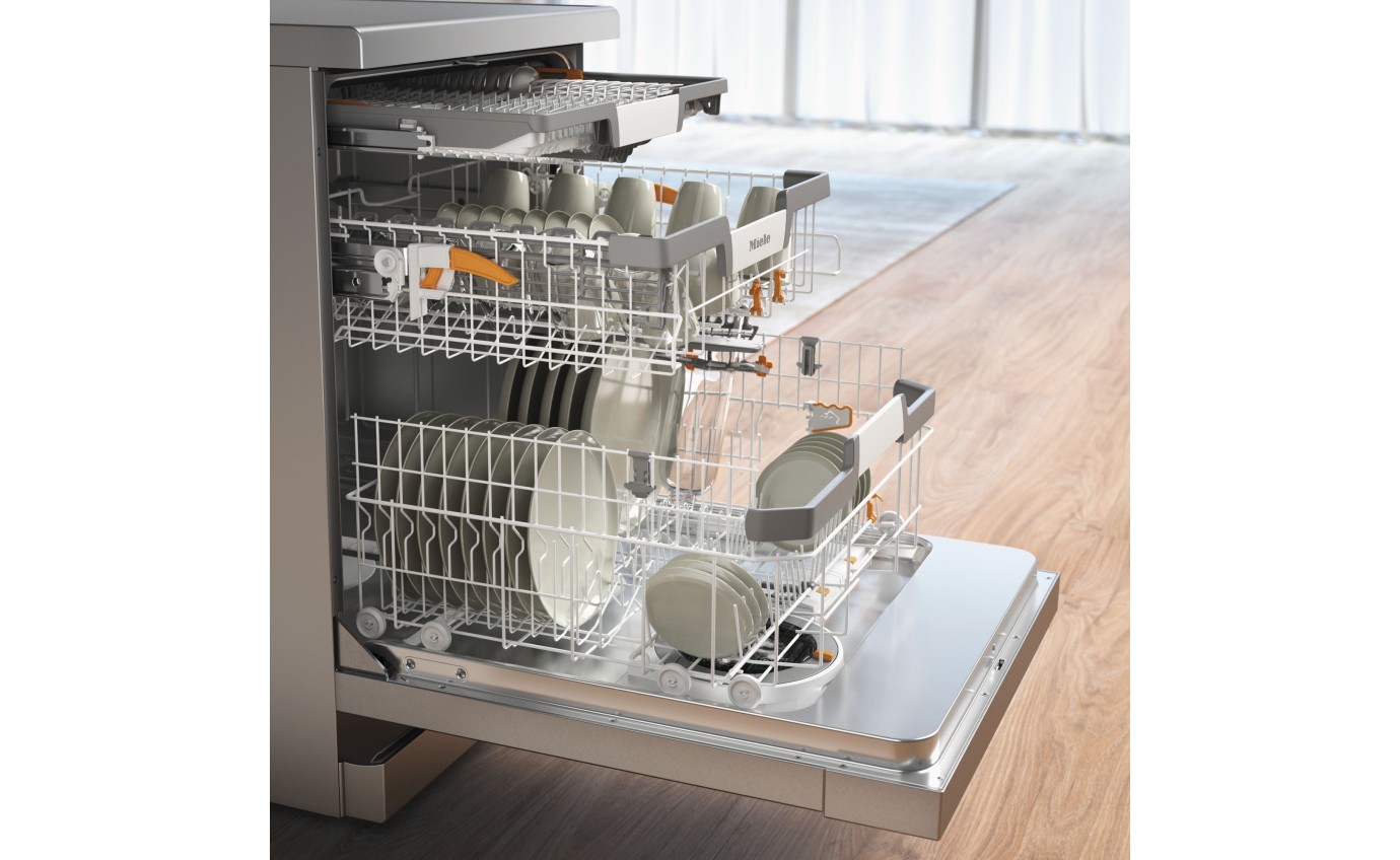 Miele 60cm Freestanding Dishwasher with AutoDos (CleanSteel) G7130SCCLST