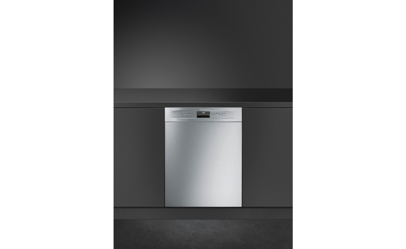 Smeg 60cm Underbench Dishwasher DWAU6224X4