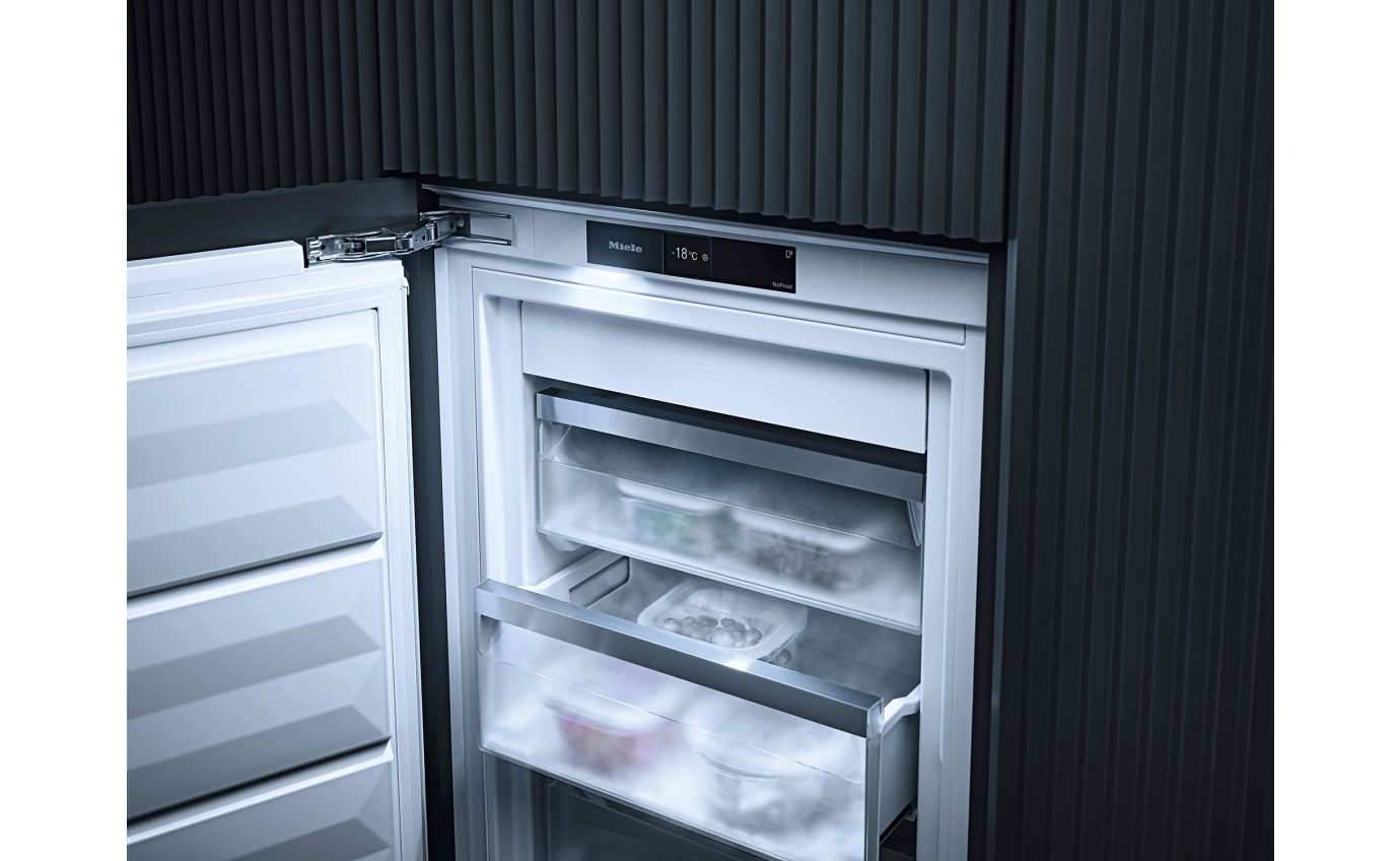 Miele 213L Integrated Upright Freezer FNS7794E