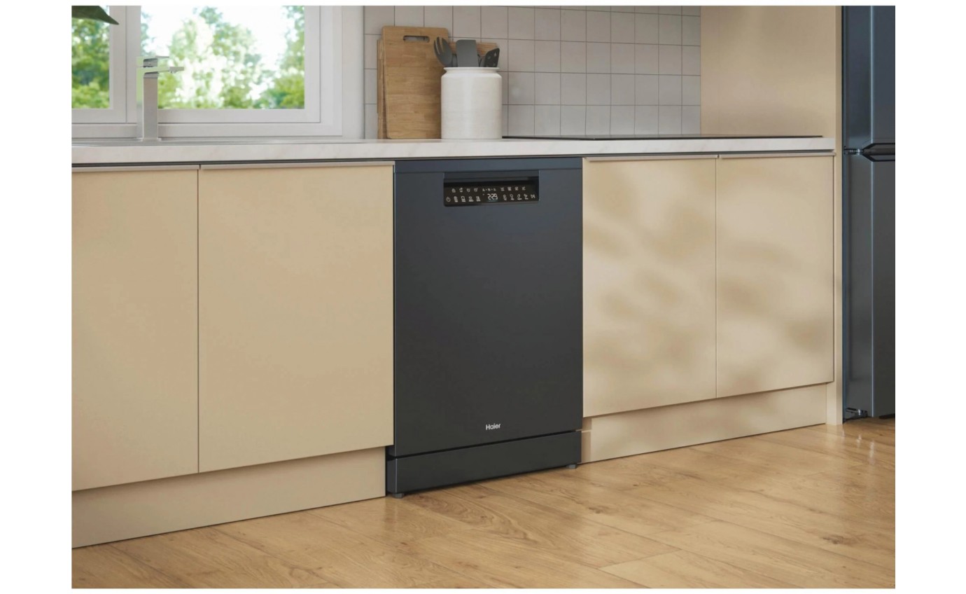 Haier 60cm 600 Series Freestanding Dishwasher (Black) HDW15F4B1