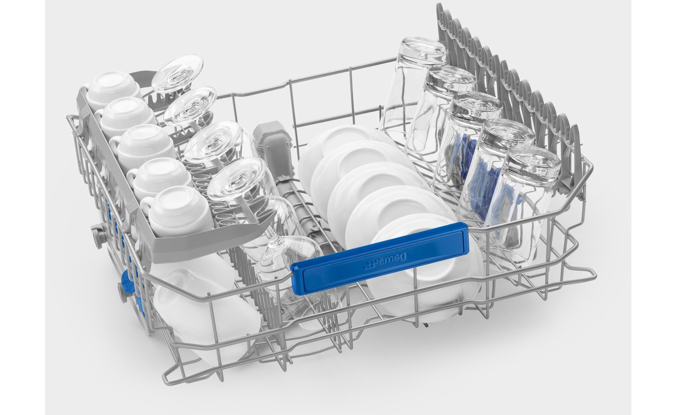 Smeg 60cm Freestanding Dishwasher (Stainless Steel) DWA6224X4