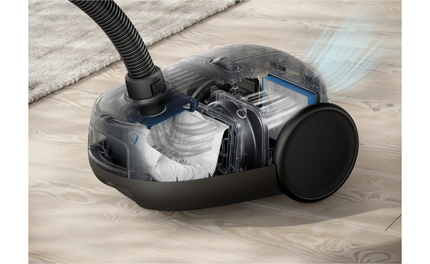 Electrolux Clean 600 Bagged Vacuum Cleaner EFB61112