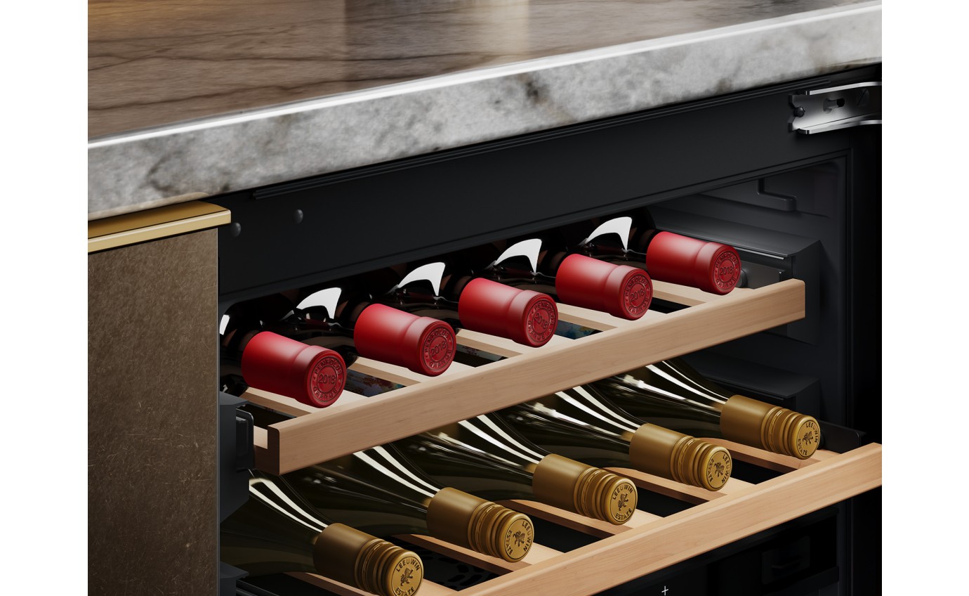 Vintec 31 Bottle Integrated Dual Zone Wine Cabinet VWD820SAPX