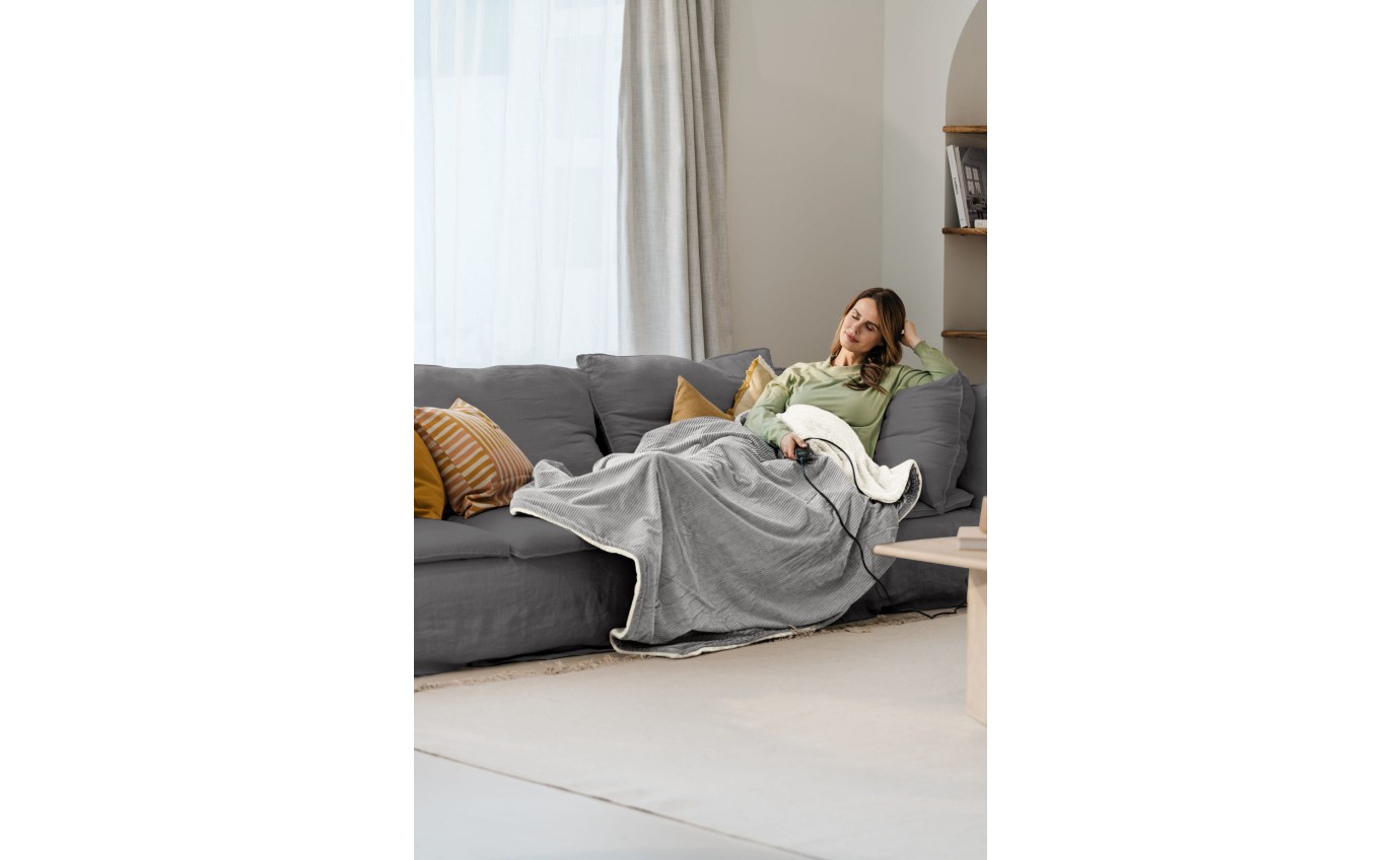 Beurer Corded Velvet Heated Throw (Light Grey) HD81
