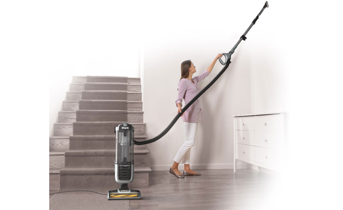 Shark Navigator Pet Vacuum with Self Cleaning Brushroll ZU62ANZMN