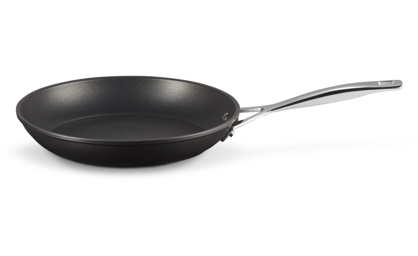 Le Creuset 26cm Shallow Frying Pan 51112260010001