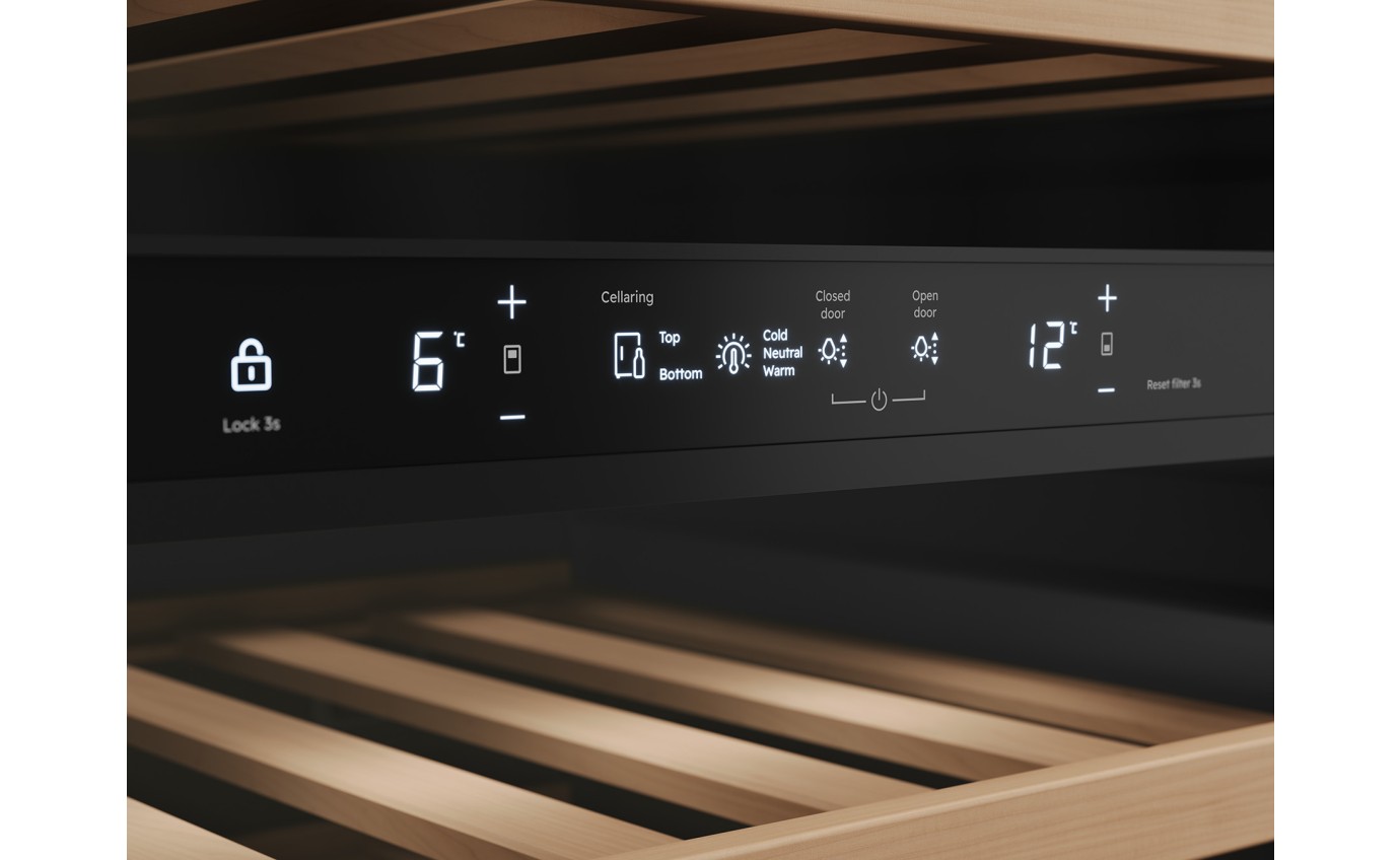 Vintec 31 Bottle Integrated Dual Zone Wine Cabinet VWD820SAPX