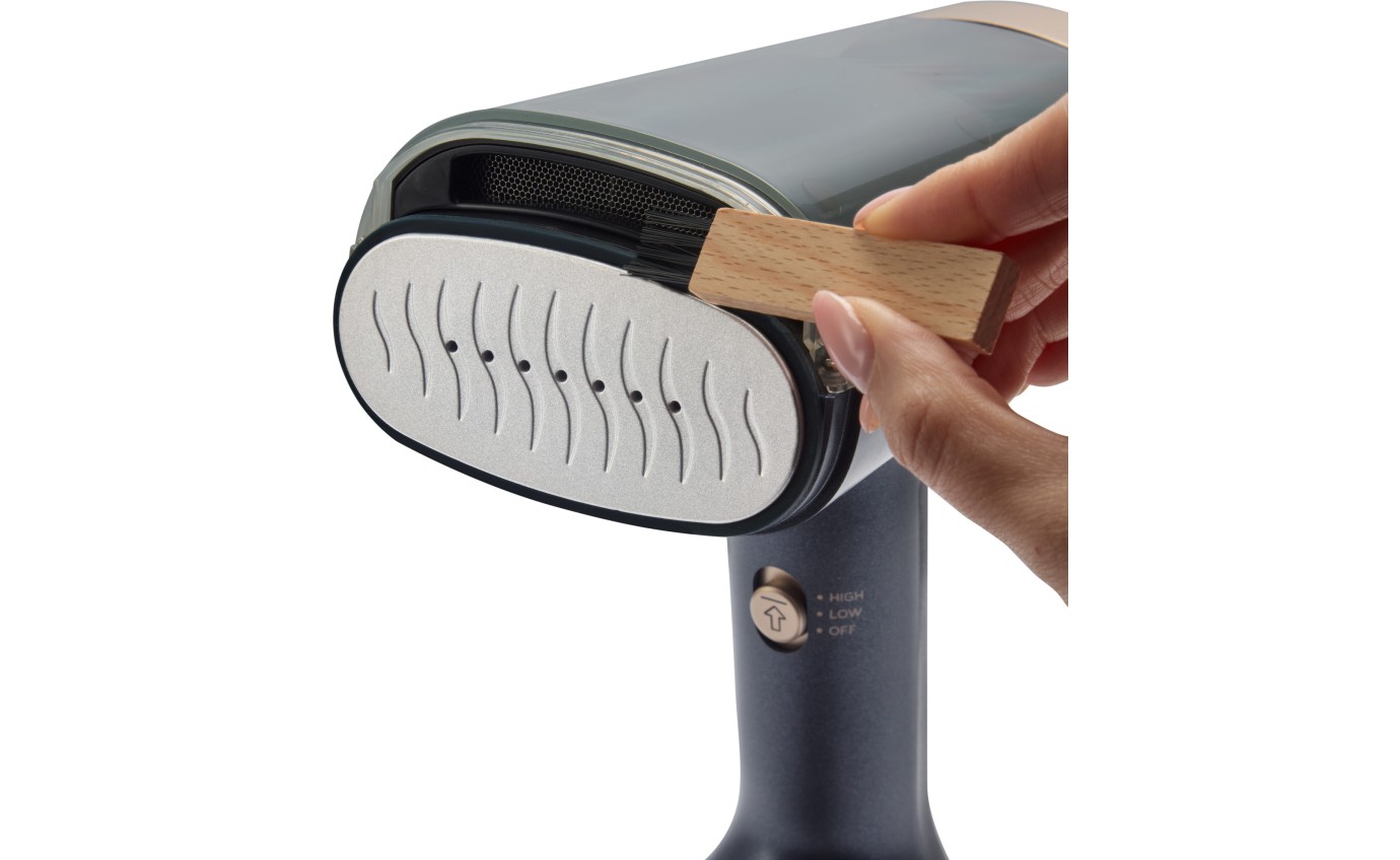 Russell Hobbs Supreme VacuSteam&trade; Handheld Steamer RHC2855