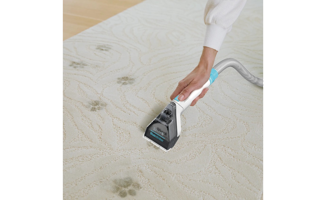 Shark CarpetXpert™ Deep Carpet Cleaner with Built-In StainStriker™ EX200