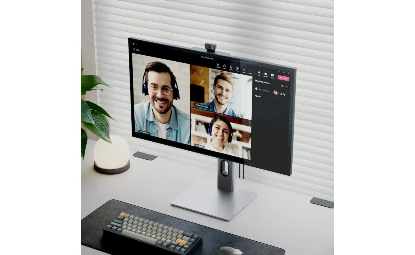 ALOGIC 27 inch Clarity Pro Rotating UHD 4K Monitor with 65W PD and Webcam 27C4KPDW