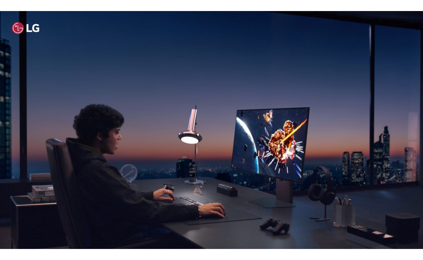 LG 32 inch UltraGear&trade; 240Hz 0.03ms HDR10 Dual-Mode OLED Gaming Monitor 32GX870ABAAU