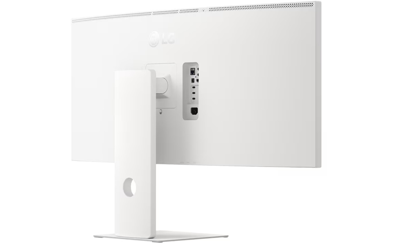 LG 40 inch UltraFine&trade; 5K2K Nano IPS Black Monitor with Thunderbolt&trade; 5 40U990AW