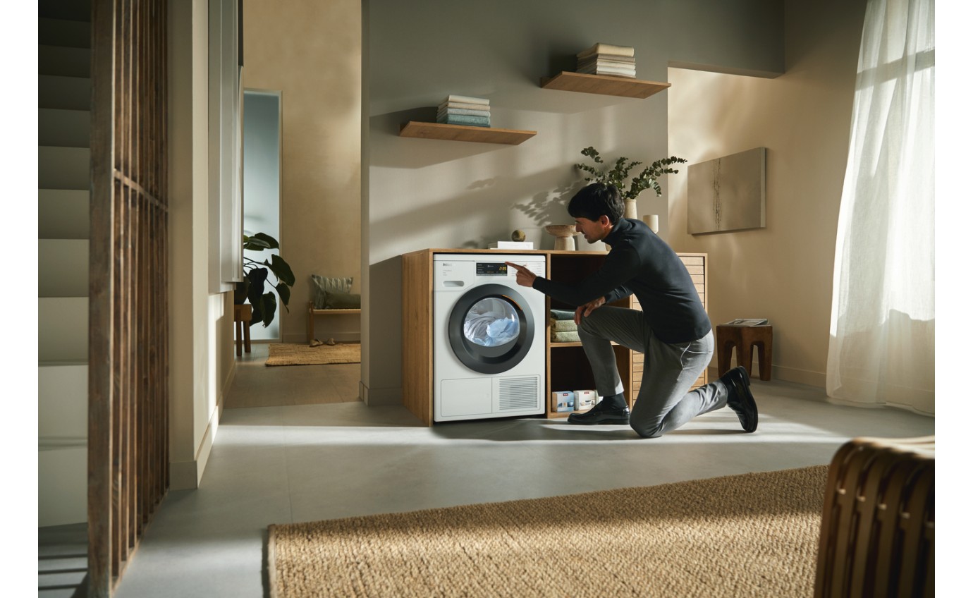 Miele 8kg Active T1 Heat Pump Dryer TEA325WP