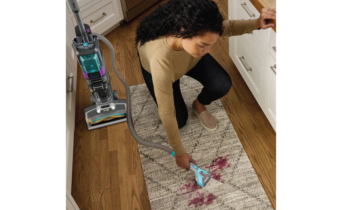 Shark Shark CarpetXpert HairPro Pet with StainStriker EX300