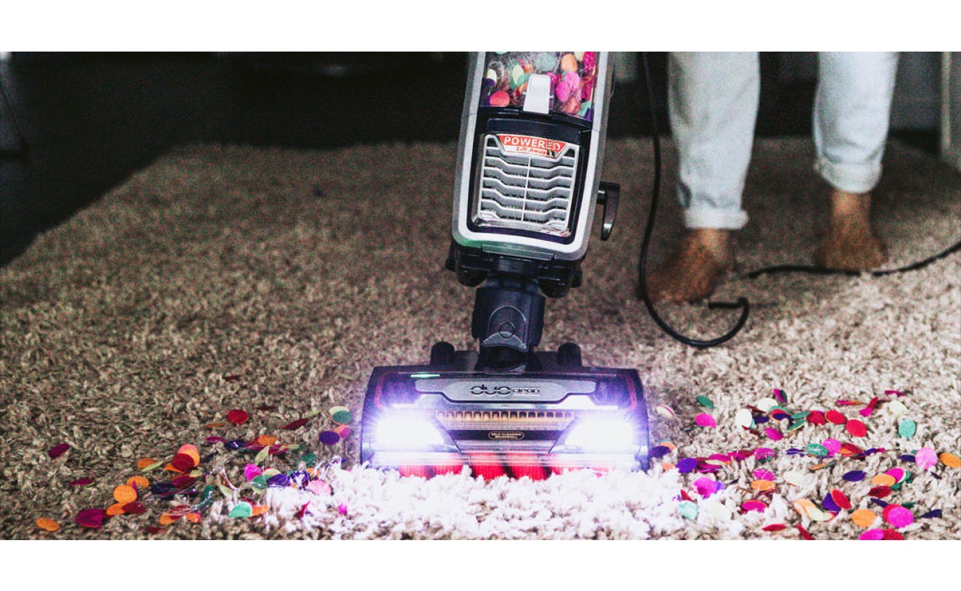 Shark Corded Upright Vacuum with Self-Cleaning Brushroll NZ801ANZMN