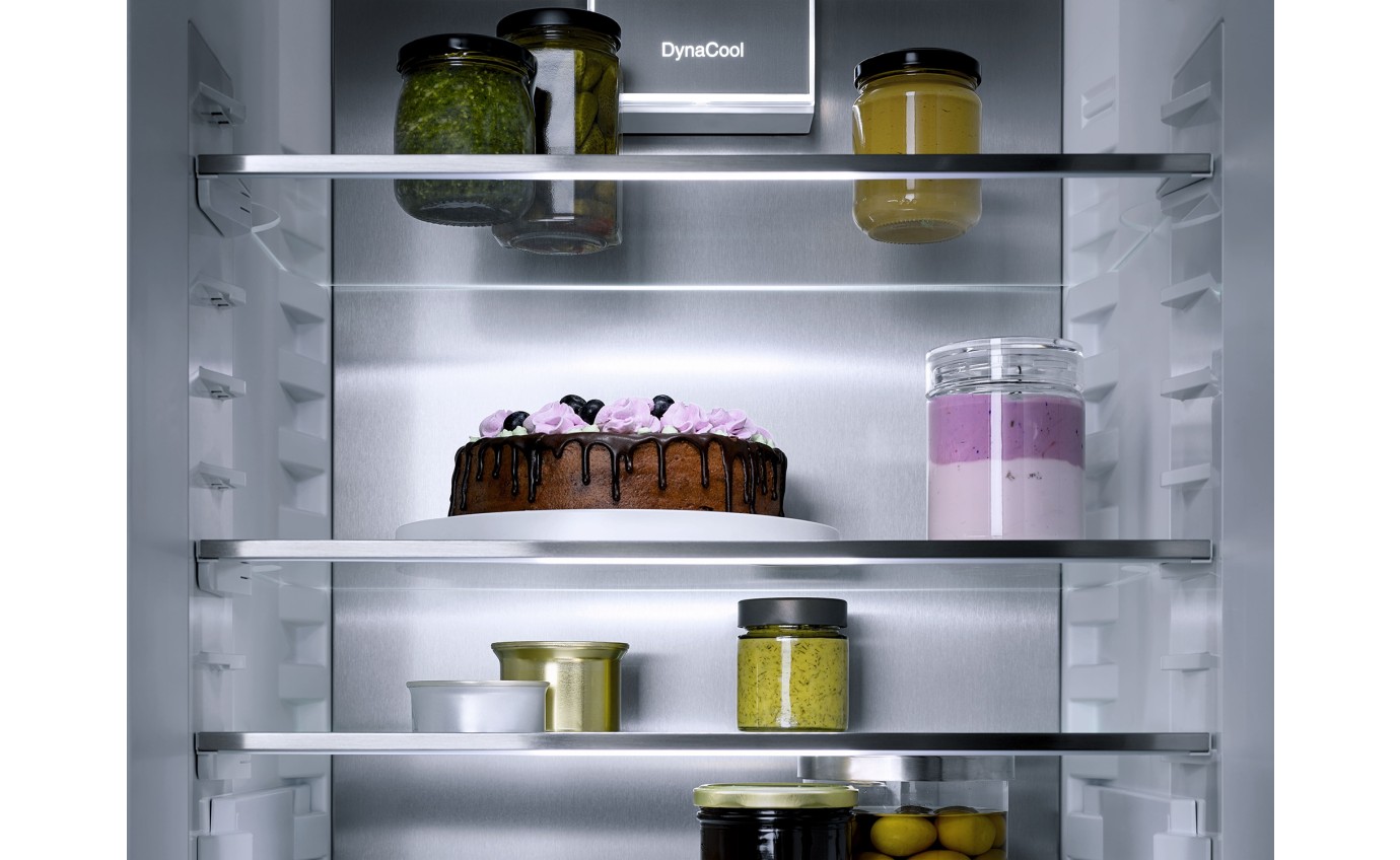 Miele 294L Integrated Refrigerator KS7743E