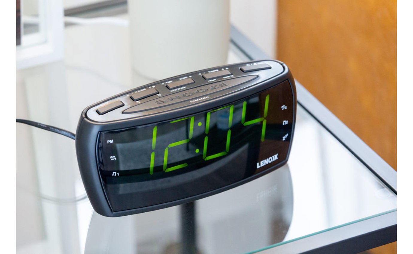 Lenoxx Alarm Clock Radio CR85