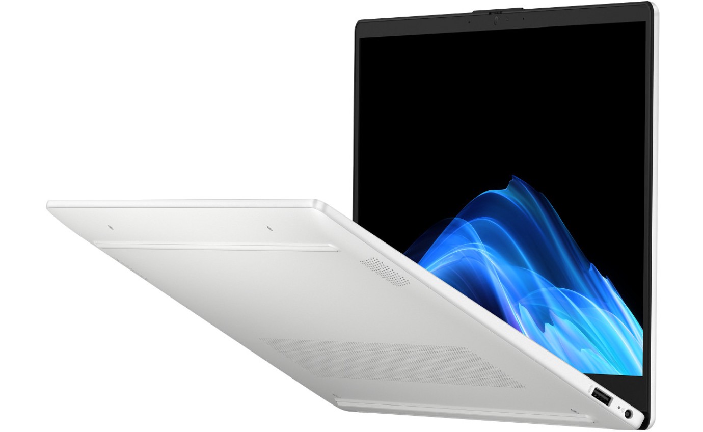 HP 15.6 inch OmniBook 3 Ryzen AI 5 340 Radeon 840M 24GB RAM 1TB W11H BL1X0PA