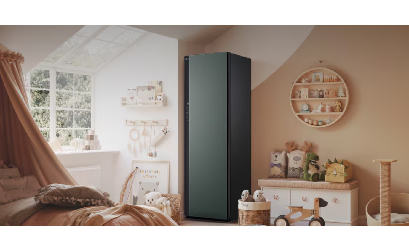 LG 5 Garment TrueSteam&trade; Styler (Forest Green) SC5FG